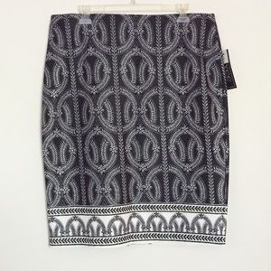 Black & cream pull on stretch pencil skirt L NWT